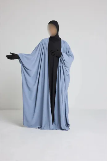 Abaya bleue, Dini Store